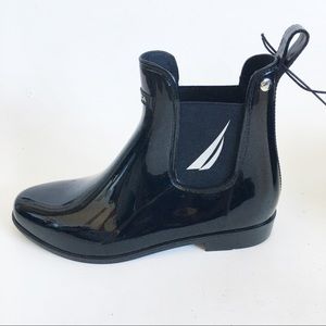 NWT Nautica Cliff Port Black Rain Boots Striped